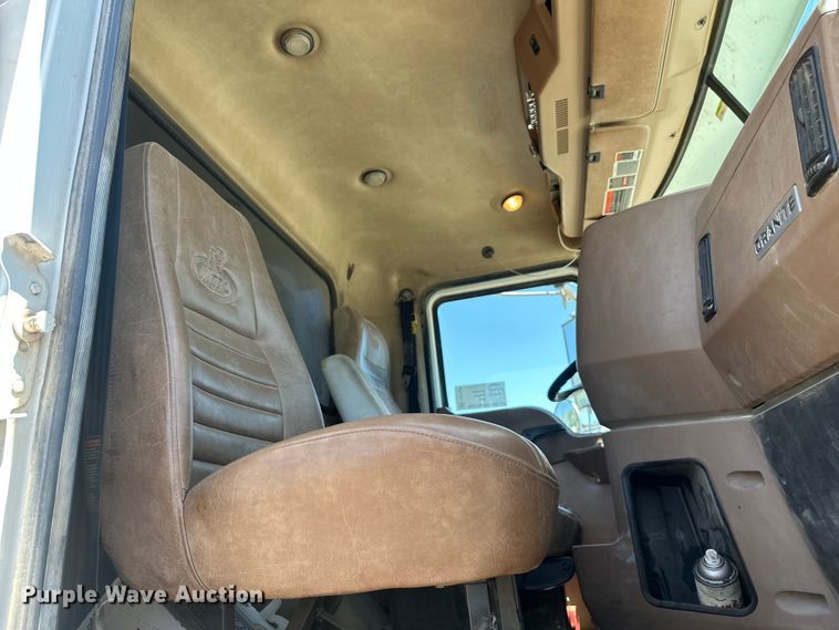 image for item FM7520 2014 Mack GU713 dump truck