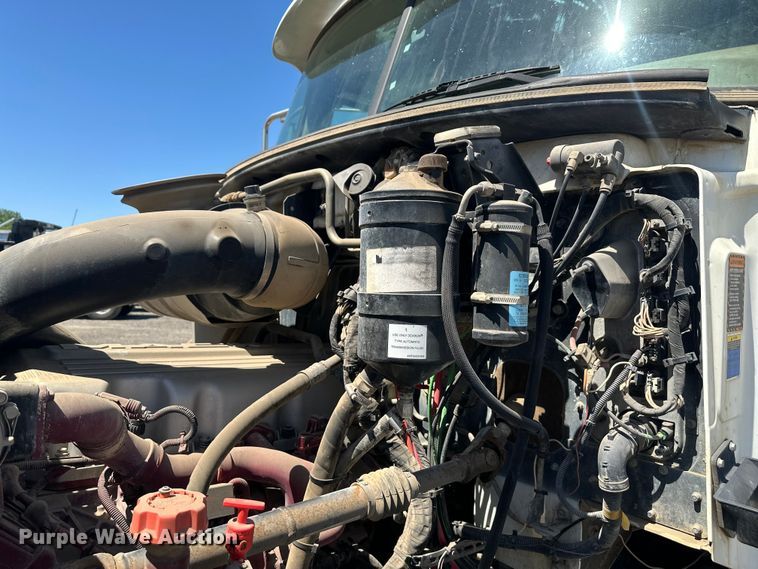 image for item FM7520 2014 Mack GU713 dump truck