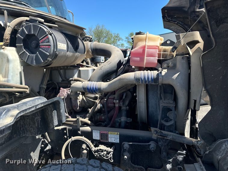 image for item FM7520 2014 Mack GU713 dump truck