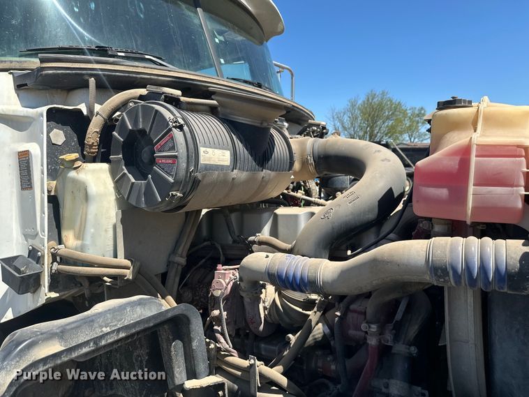 image for item FM7520 2014 Mack GU713 dump truck