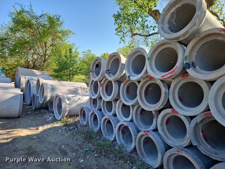 image for item FN5601 Concrete pipe
