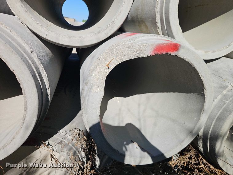 image for item FN5602 Concrete pipe