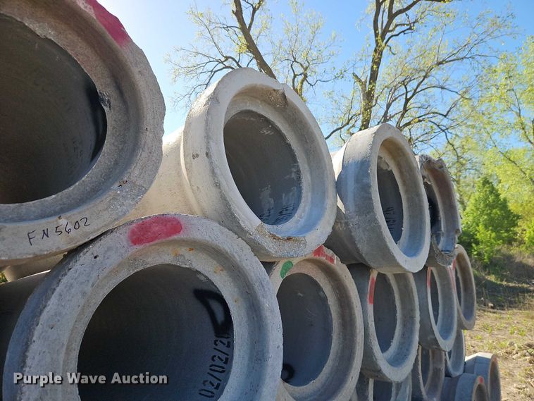 image for item FN5602 Concrete pipe