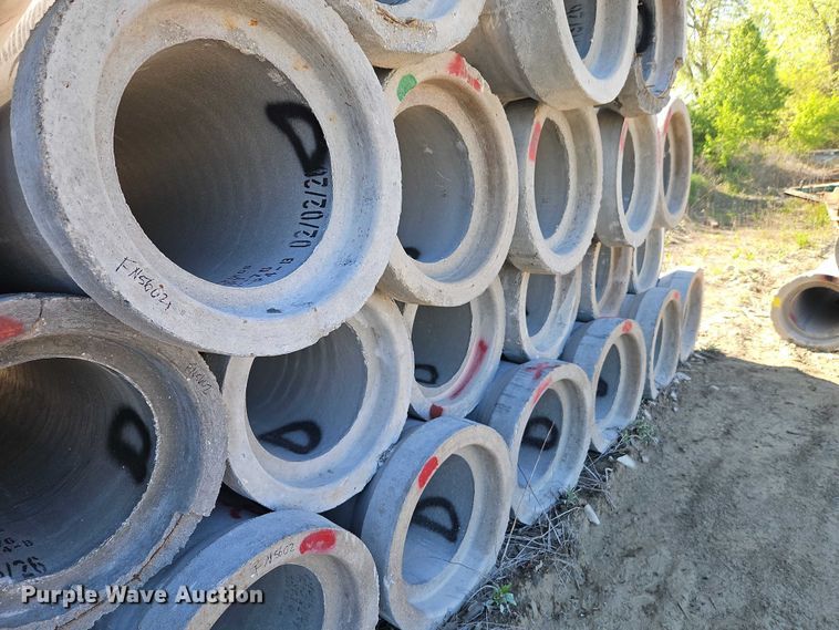image for item FN5602 Concrete pipe