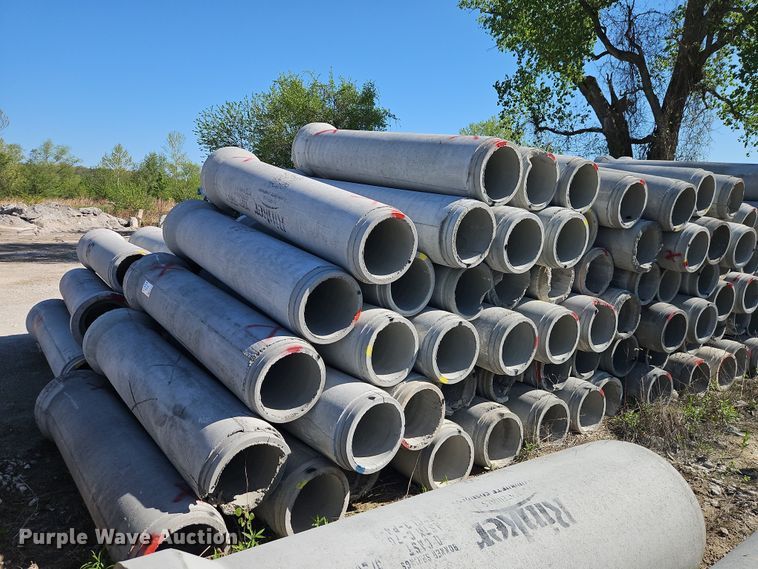 image for item FN5604 Concrete pipe