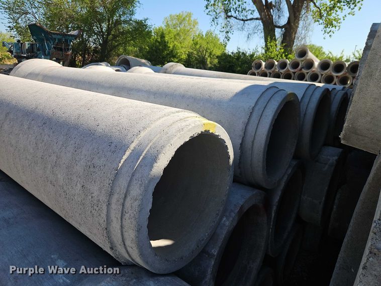 image for item FN5605 Concrete pipe