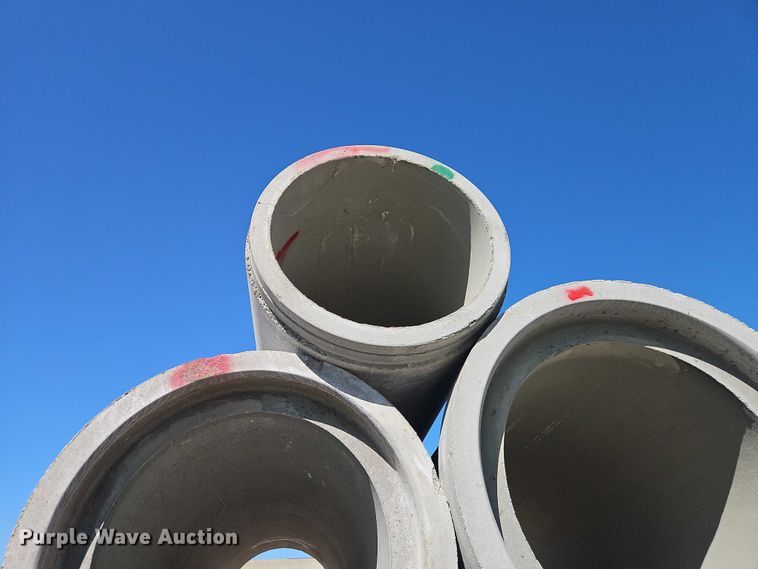 image for item FN5607 Concrete pipe