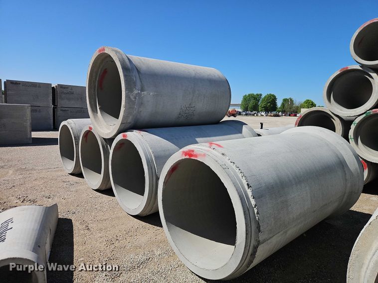 image for item FN5609 Concrete pipe