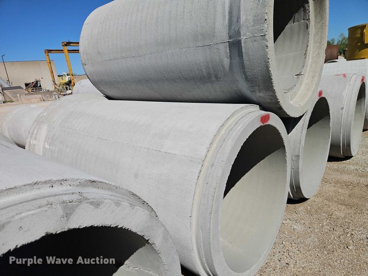 image for item FN5609 Concrete pipe