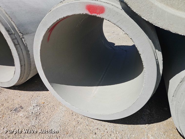 image for item FN5609 Concrete pipe