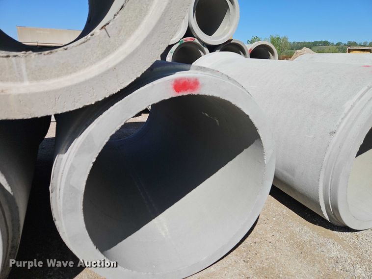 image for item FN5609 Concrete pipe