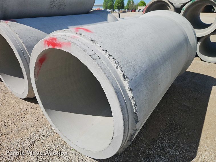 image for item FN5609 Concrete pipe