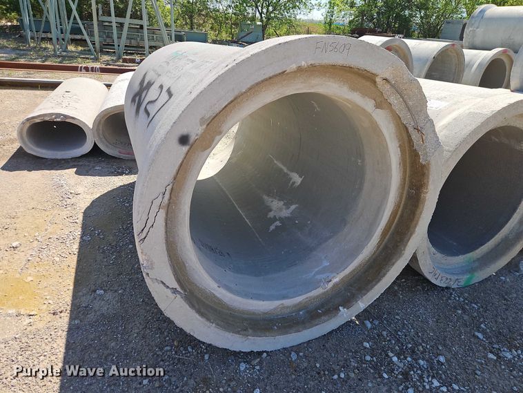 image for item FN5609 Concrete pipe