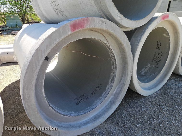 image for item FN5609 Concrete pipe