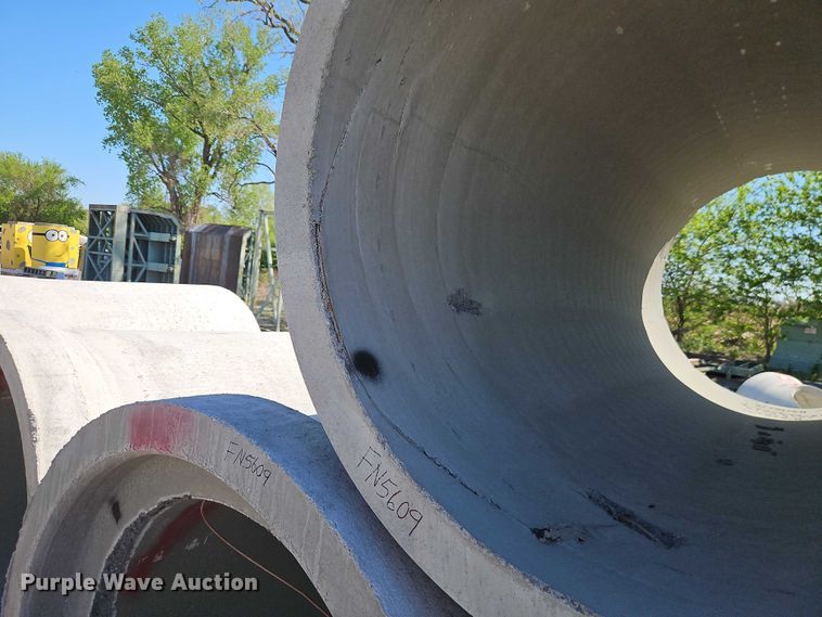 image for item FN5609 Concrete pipe