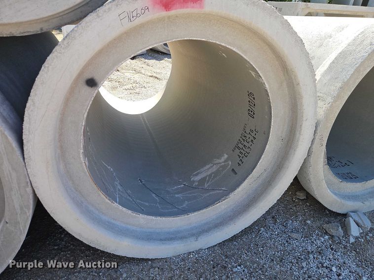 image for item FN5609 Concrete pipe