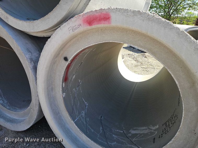 image for item FN5609 Concrete pipe