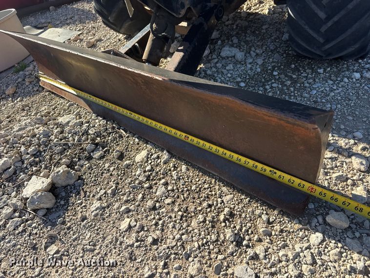 image for item MX9082 2006 Ditch Witch RT40 trencher