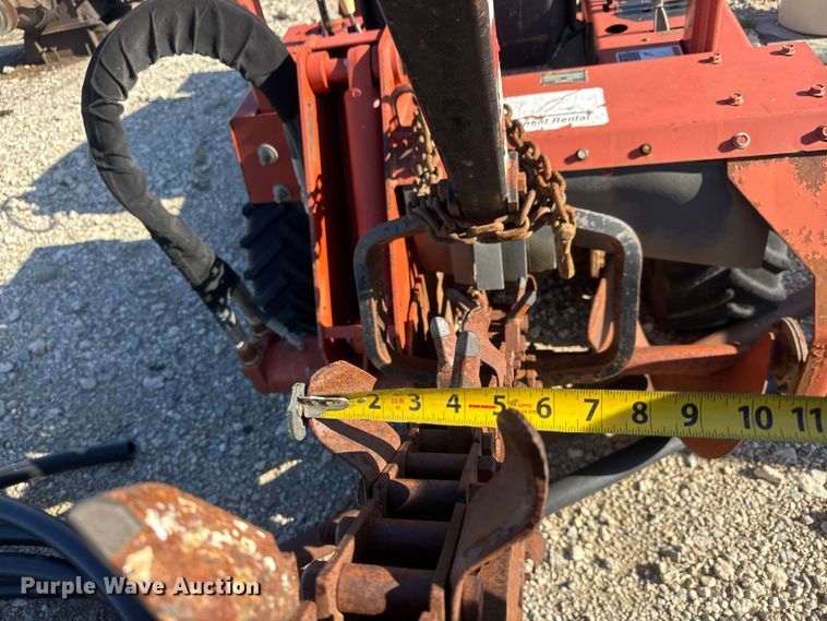 image for item MX9082 2006 Ditch Witch RT40 trencher