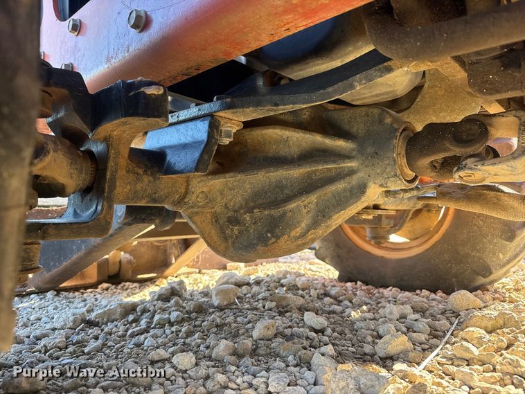 image for item MX9082 2006 Ditch Witch RT40 trencher