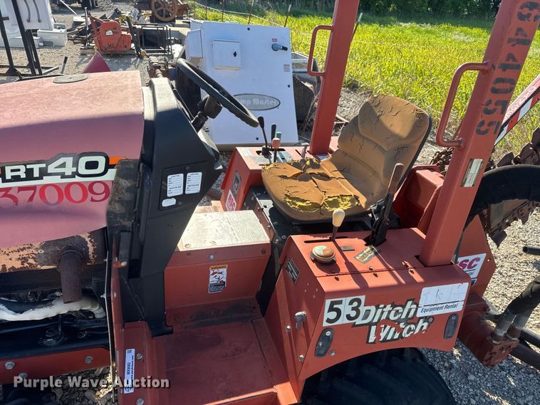 image for item MX9082 2006 Ditch Witch RT40 trencher