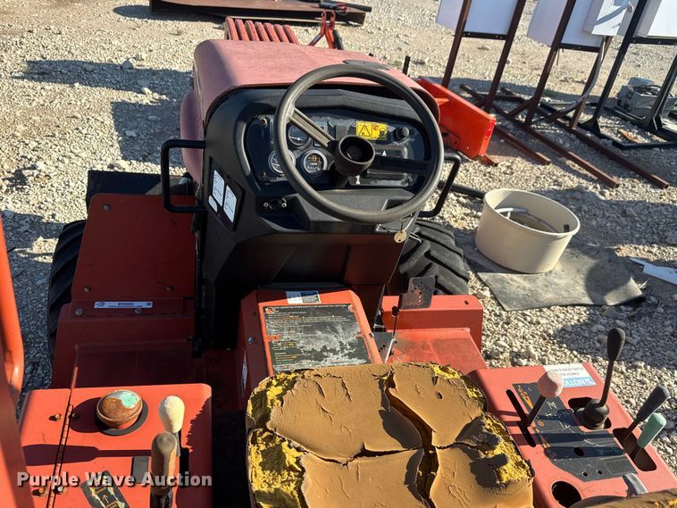 image for item MX9082 2006 Ditch Witch RT40 trencher