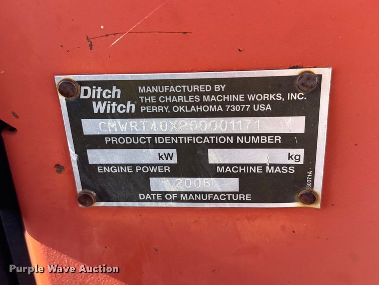 image for item MX9082 2006 Ditch Witch RT40 trencher