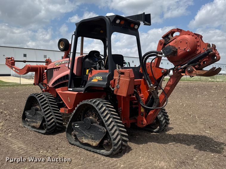 image for item MX9110 2014 Ditch Witch RT120 Quad vibratory cable plow