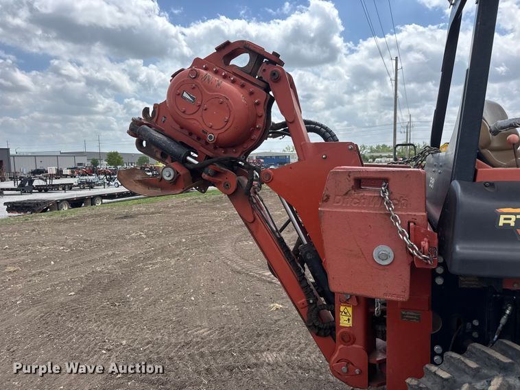 image for item MX9110 2014 Ditch Witch RT120 Quad vibratory cable plow