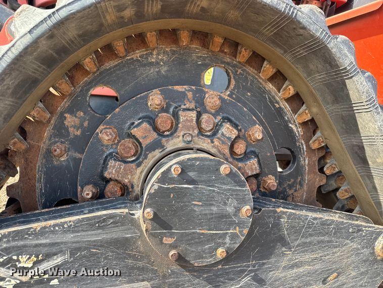 image for item MX9110 2014 Ditch Witch RT120 Quad vibratory cable plow