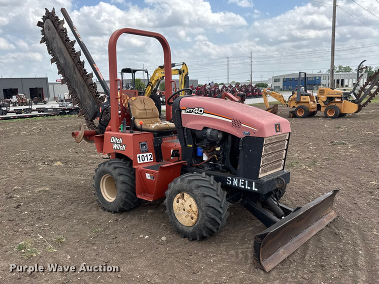 image for item MX9111 2008 Ditch Witch RT40 trencher