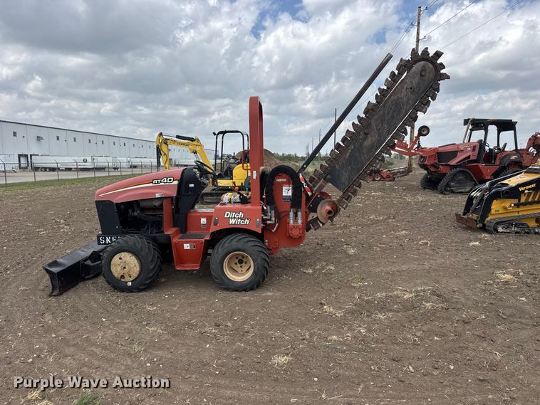 image for item MX9111 2008 Ditch Witch RT40 trencher