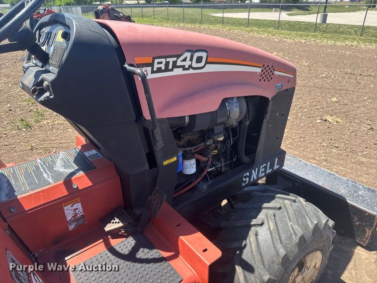 image for item MX9111 2008 Ditch Witch RT40 trencher