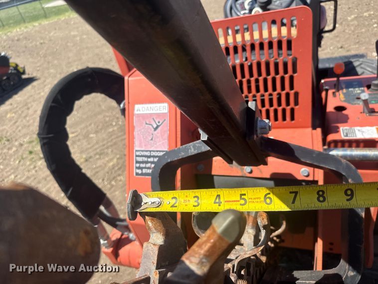 image for item MX9111 2008 Ditch Witch RT40 trencher