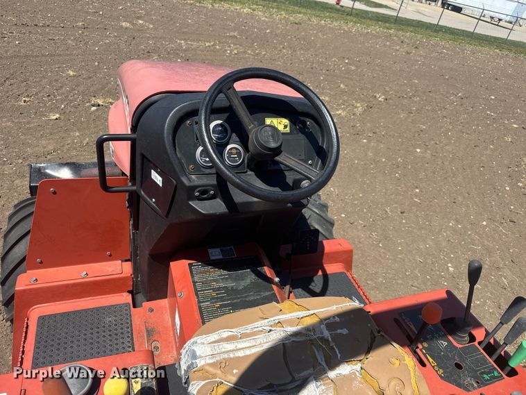 image for item MX9111 2008 Ditch Witch RT40 trencher