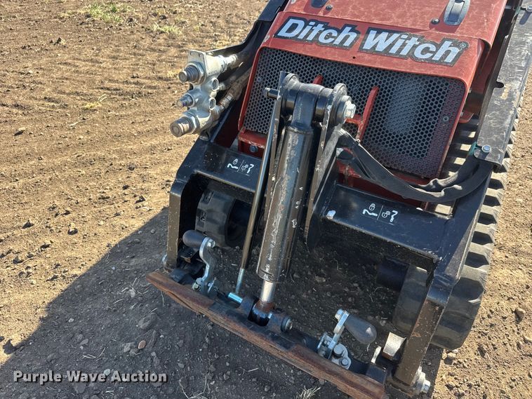 image for item MX9112 2021 Ditch Witch SK1050 compact utility loader