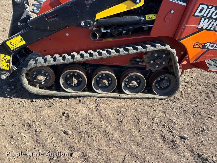 image for item MX9112 2021 Ditch Witch SK1050 compact utility loader