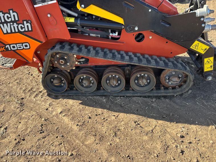 image for item MX9112 2021 Ditch Witch SK1050 compact utility loader