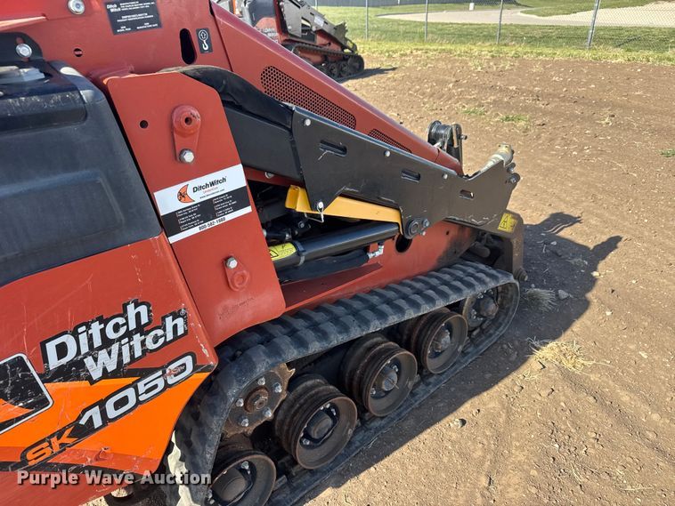 image for item MX9113 2020 Ditch Witch SK1050 compact utility loader