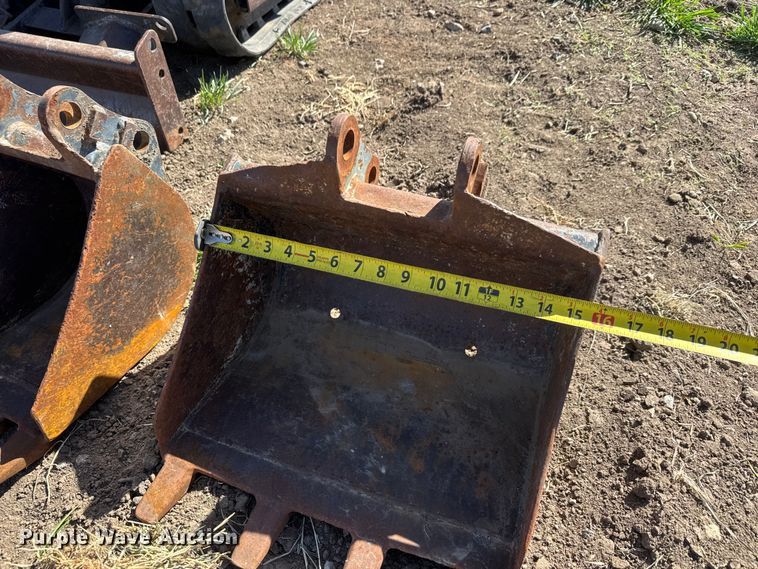 image for item MX9114 2006 Bobcat 316 mini excavator