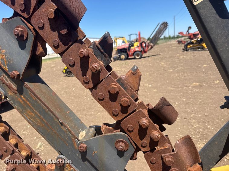 image for item MX9115 1999 Case 360 trencher