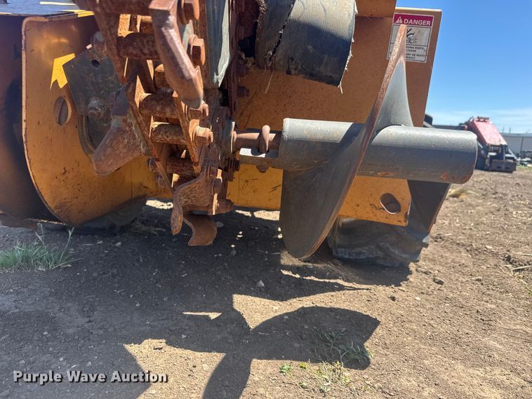 image for item MX9115 1999 Case 360 trencher