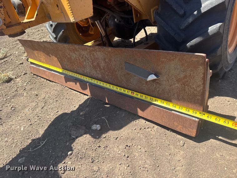 image for item MX9115 1999 Case 360 trencher