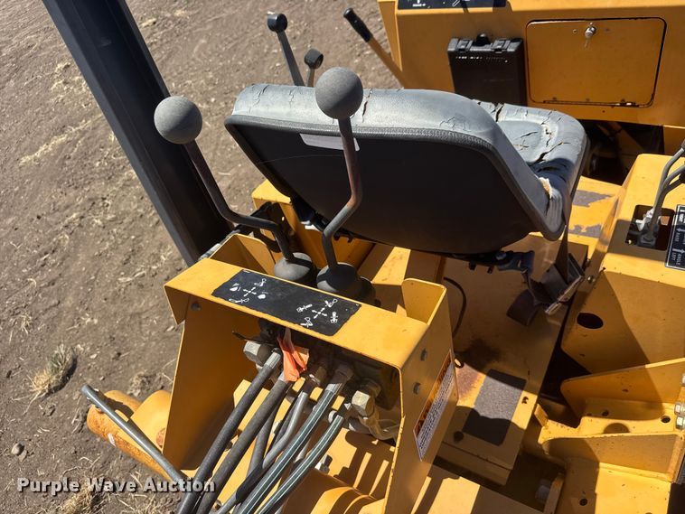 image for item MX9115 1999 Case 360 trencher