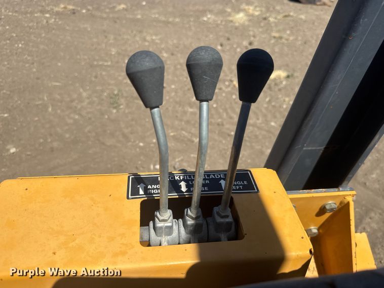 image for item MX9115 1999 Case 360 trencher