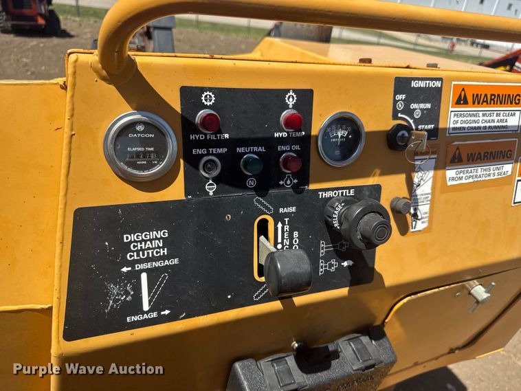 image for item MX9115 1999 Case 360 trencher