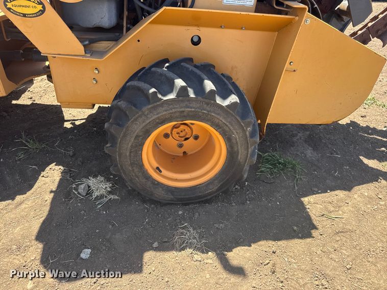 image for item MX9115 1999 Case 360 trencher