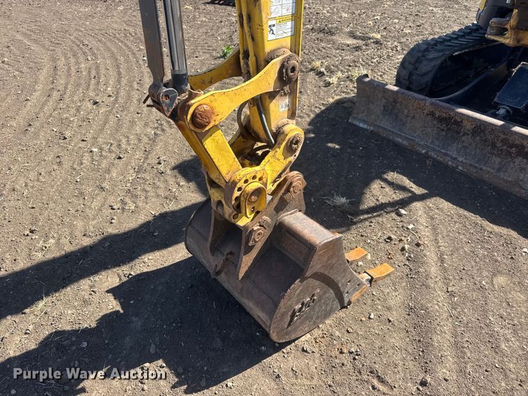 image for item MX9116 Yanmar VIO35-6A mini excavator