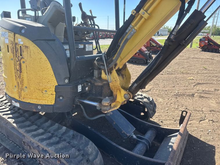 image for item MX9116 Yanmar VIO35-6A mini excavator