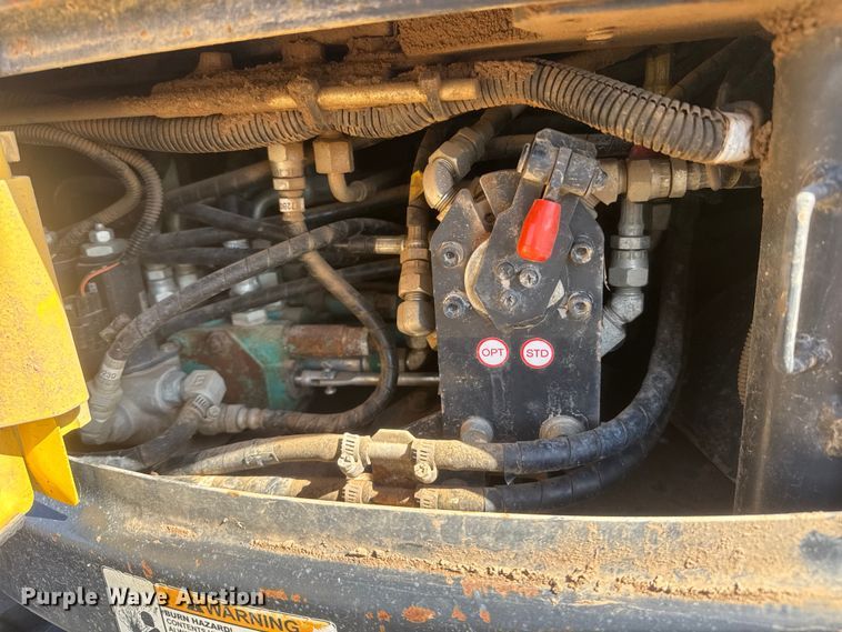 image for item MX9116 Yanmar VIO35-6A mini excavator